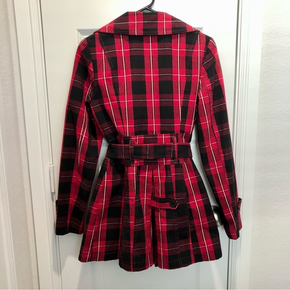Guess Plaid Jacket - Picture 2 of 7